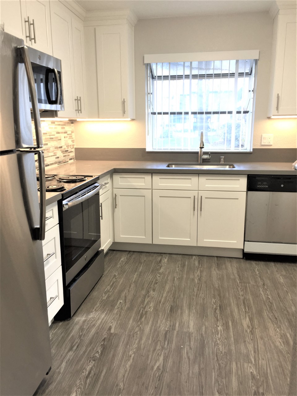 2BR/2BA Apartment on Willowleaf Drive · San Jose photo 4